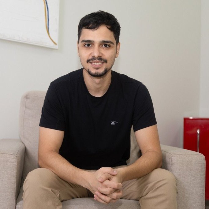 Foto de Saymon, psicólogo infantil